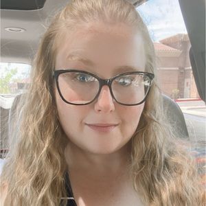 Meet your Posher, Christen